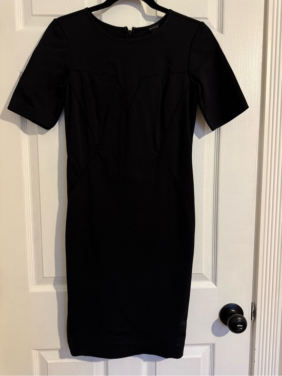 Ann Taylor Dresses & Skirts - Ann Taylor Black Short-Sleeve Midi Sheath Dress